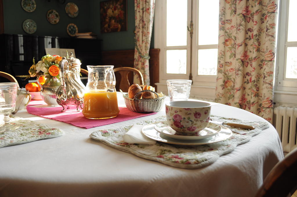 La Liniere Bed & Breakfast La Rivière-Saint-Sauveur Екстериор снимка