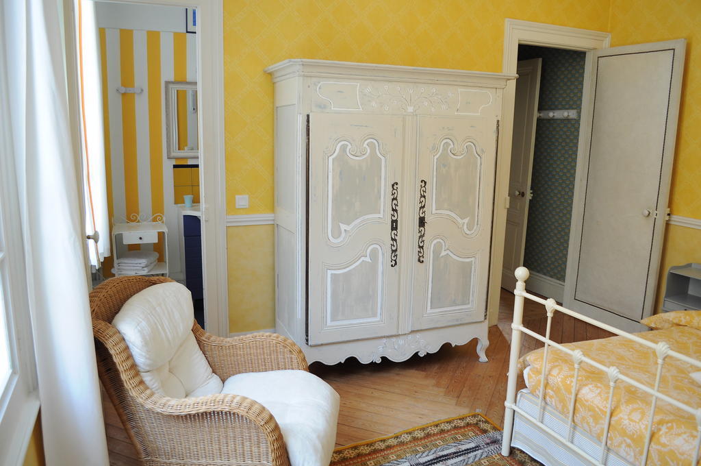 La Liniere Bed & Breakfast La Rivière-Saint-Sauveur Стая снимка